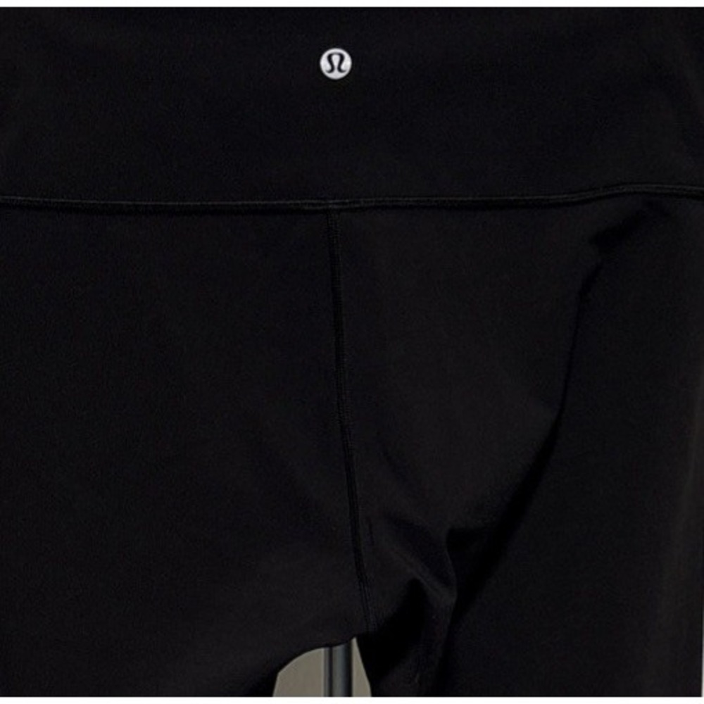 Lululemon Women's Black Legging large
